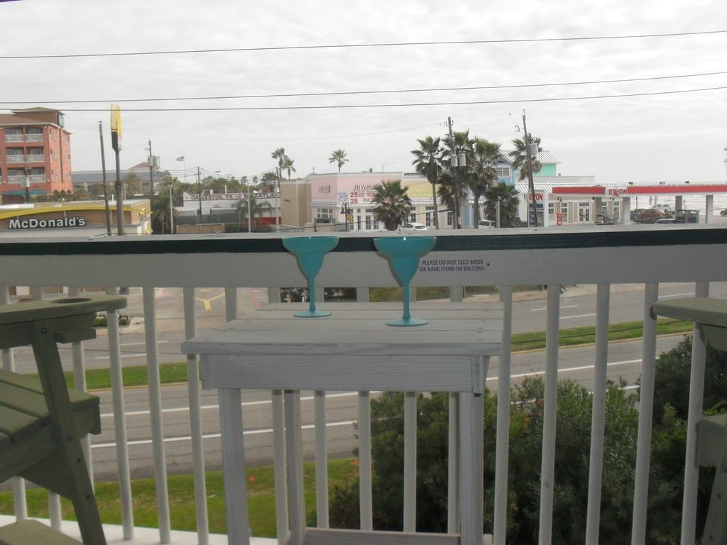 Casa Del Mar Beachfront Suites Galveston Eksteriør billede